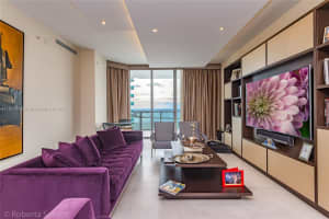 1300 Brickell Bay Dr APT 4004, Miami, FL 33131, Sold 03/16/23