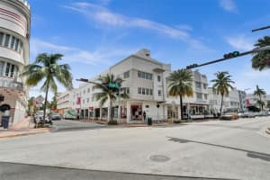 865 Collins Ave APT 206, Miami Beach, FL 33139, Sold 02/17/23