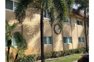 2540 NW 39th Way APT 202, Lauderdale Lakes, FL 33311, Sold 12/30/22