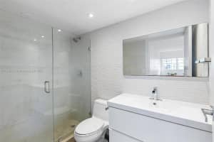 905 NE 199th St, Miami, FL 33179, Sold 01/30/23