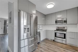 10719 NW 10th St, Pembroke Pines, FL 33026, Sold 01/13/23