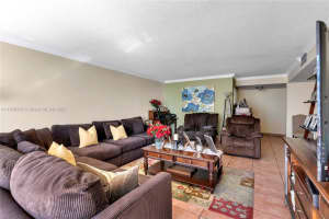 18061 Biscayne Blvd Apt 1601-2, Aventura, FL 33160, Sold 05/05/23