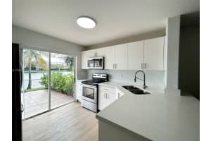 5725 NW 109th Ave APT 26, Doral, FL 33178, Sold 02/17/23