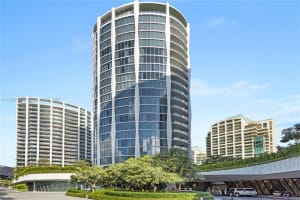2821 S Bayshore Dr, Miami, FL 33133, Sold 03/31/23