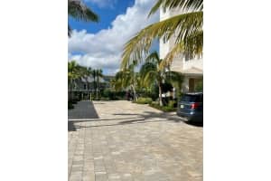 51 SE Seminole St #204, Stuart, FL 34994, Sold 10/16/23