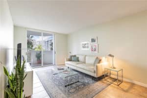 1621 Bay Rd, Miami Beach, FL 33139, Sold 01/31/23