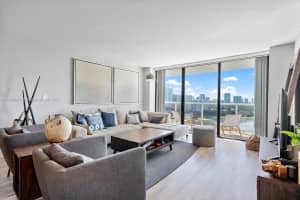 3701 N Country Club Dr APT 1807, Aventura, FL 33180, Sold 12/28/22