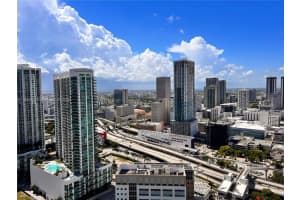31 SE 5th St APT 3921, Miami, FL 33131, Sold 04/18/23