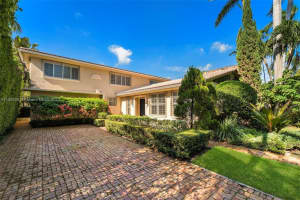 5226 Alton Rd, Miami Beach, FL 33140, Sold 03/16/23