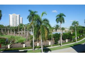 300 Diplomat Pkwy APT 403, Hallandale Beach, FL 33009, Sold 03/15/23