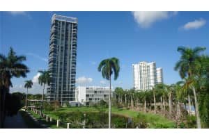 300 Diplomat Pkwy APT 403, Hallandale Beach, FL 33009, Sold 03/15/23