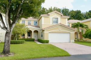 4561 NW 94th Ct, Doral, FL 33178, Sold 01/20/23