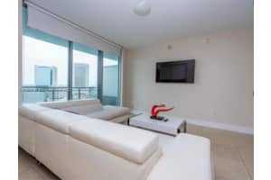 90 SW 3rd St APT 2008, Miami, FL 33130, Sold 06/20/23