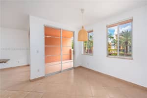 100 Meridian Ave, Miami Beach, FL 33139, Sold 01/06/23