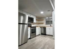 9367 Fontainebleau Blvd APT G224, Miami, FL 33172, Sold 01/31/23