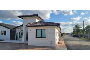 3355 W 68th St APT 170, Hialeah, FL 33018, Sold 01/20/23