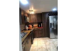 9181 Fontainebleau Blvd APT 2, Miami, FL 33172, Sold 04/28/23