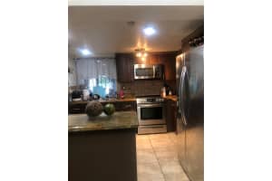 9181 Fontainebleau Blvd APT 2, Miami, FL 33172, Sold 04/28/23