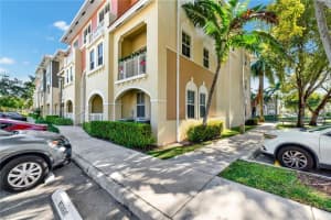 10850 NW 89th Terrace 106 5, Doral, FL 33178, Sold 03/13/23