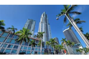 Vizcayne, 244 Biscayne Blvd APT 2705, Miami, FL 33132, Sold 06/05/23