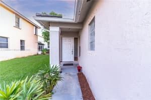 16270 NW 17th Ct, Pembroke Pines, FL 33028, Sold 01/27/23