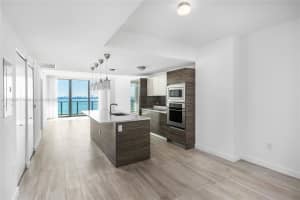 460 NE 28th St, Miami, FL 33137, Sold 03/20/23