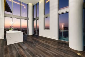 The Ivy, 92 SW 3rd St, Miami, FL 33130, Sold 02/03/23