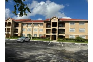 11601 SW 2nd St, Pembroke Pines, FL 33025, Sold 01/13/23