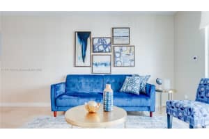 1200 Brickell Bay Dr APT 3618, Miami, FL 33131, Sold 04/21/23