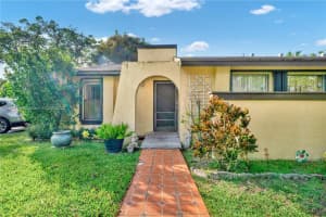 7112 SW 127th Ct, Miami, FL 33183, Sold 02/17/23