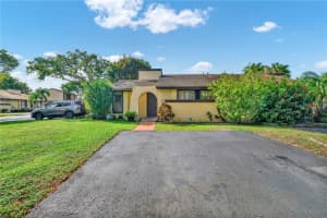 7112 SW 127th Ct, Miami, FL 33183, Sold 02/17/23