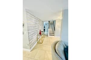 19660 NW 82nd Ct, Hialeah, FL 33015, Sold 02/03/23