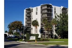 3475 N Country Club Dr APT 610, Aventura, FL 33180, Sold 01/05/23