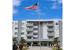 1301 NE 7th St, Hallandale Beach, FL 33009, Sold 03/17/23