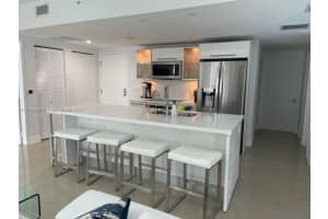 185 SW 7th St APT 3611, Miami, FL 33130, Sold 02/10/23