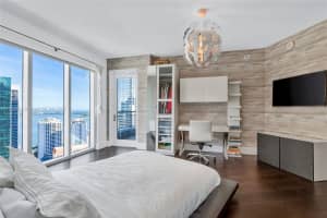 60 SW 13th St Apt 3200, Miami, FL 33130, Sold 03/01/23