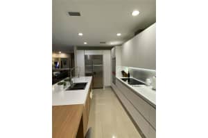10742 74th Ln, Doral, FL 33178, Sold 02/10/23