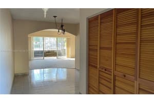 10 NW 87th Ave, Miami, FL 33172, Sold 01/23/23