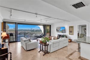 3 Grove Isle Dr C1804, Miami, FL 33133, Sold 01/19/23