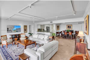 3 Grove Isle Dr C1804, Miami, FL 33133, Sold 01/19/23