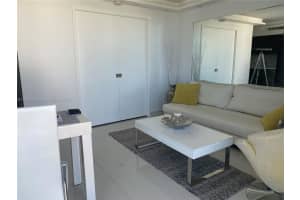 401 Ocean Dr APT 919, Miami Beach, FL 33139, Sold 12/31/22