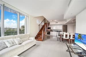 The Ivy, 92 SW 3rd St, Miami, FL 33130, Sold 06/01/23