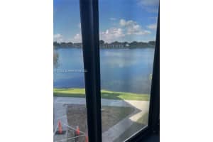 212 Lake Pointe Dr, Oakland Park, FL 33309, Sold 04/17/23