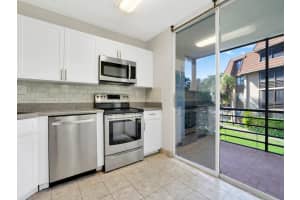 671 NE 195th St #205e, Miami, FL 33179, Sold 01/20/23