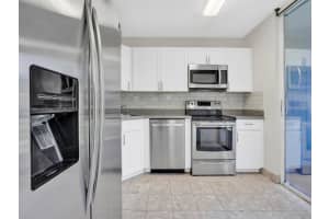 671 NE 195th St #205e, Miami, FL 33179, Sold 01/20/23