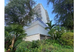 899 West Ave #4e, Miami Beach, FL 33139, Sold 04/13/23