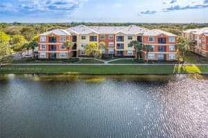 4702 SW 160th Ave APT 329, Miramar, FL 33027, Sold 04/05/23