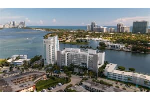 10201 E Bay Harbor Dr Apt 306, Bay Harbor Islands, FL 33154, Sold 01/23/23