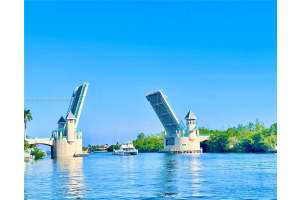 150 Horizon St E APT 303, Boynton Beach, FL 33435, Sold 11/16/23