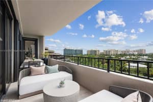 151 Crandon Blvd, Key Biscayne, FL 33149, Sold 03/10/23